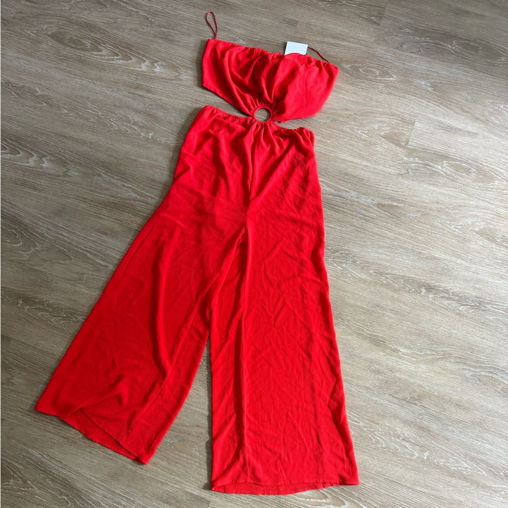 Strapless key hole jumpsuit